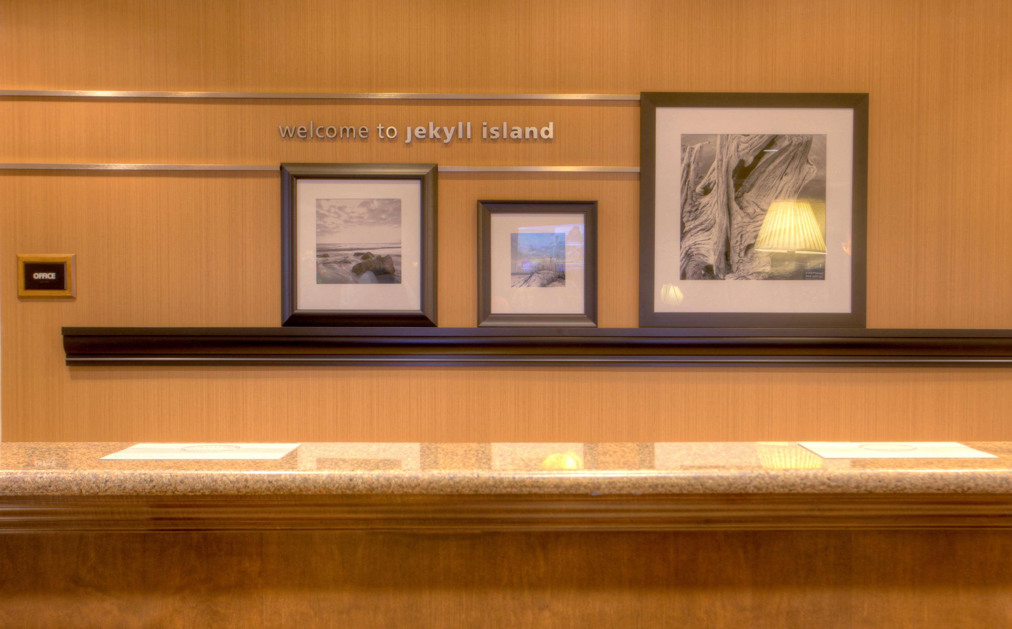 Hampton Inn & Suites Jekyll Island Exterior photo