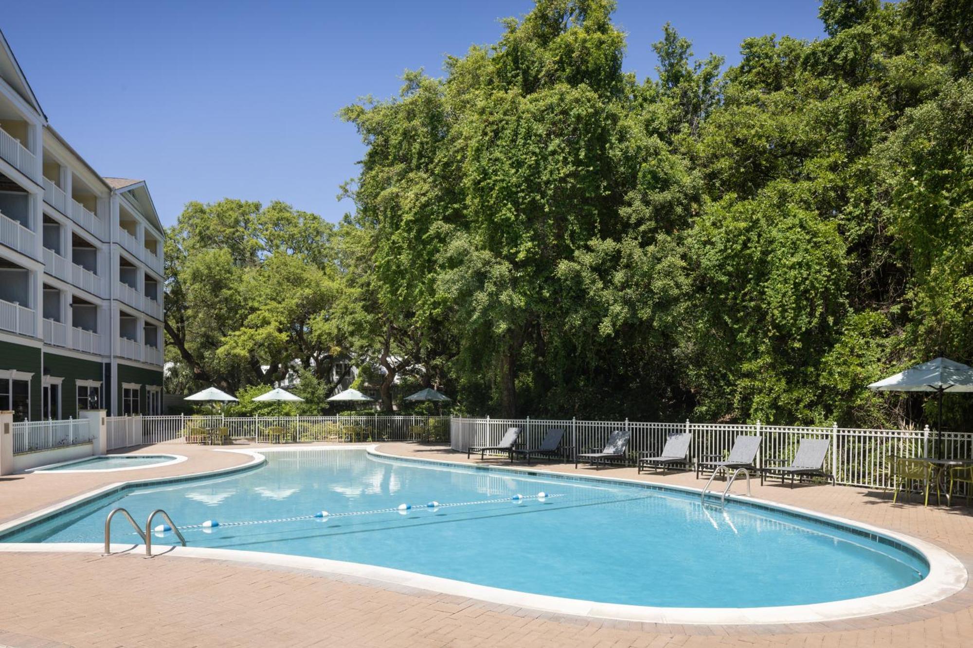 Hampton Inn & Suites Jekyll Island Exterior photo