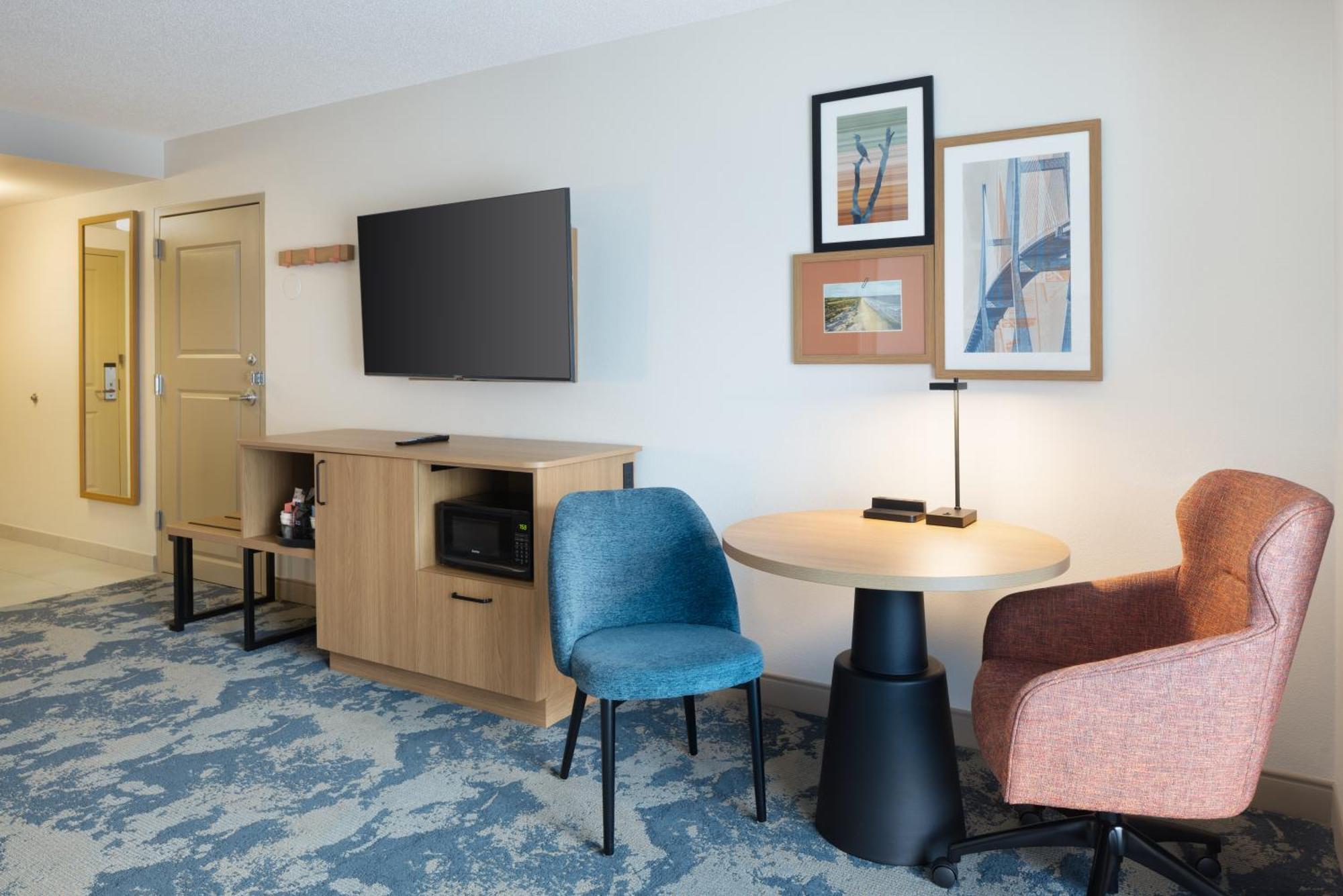 Hampton Inn & Suites Jekyll Island Exterior photo